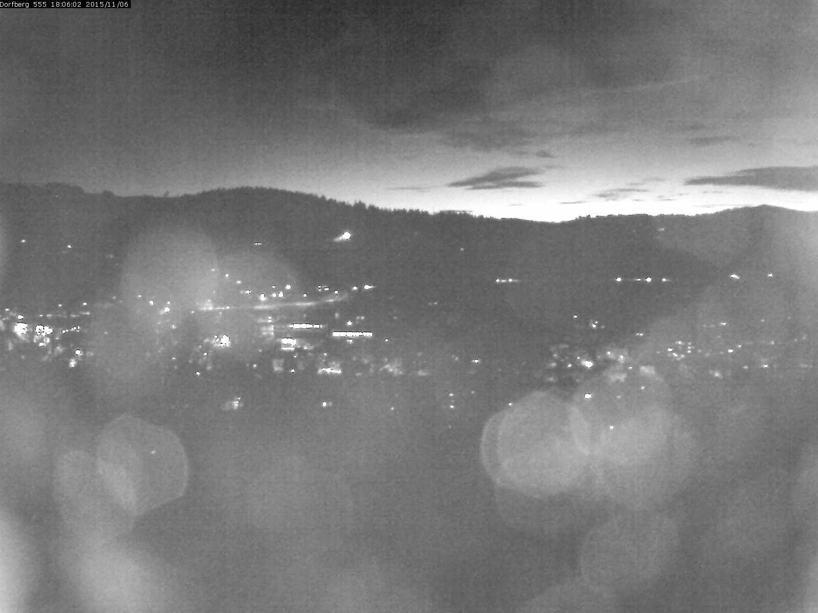 Webcam-Bild: Aussicht vom Dorfberg in Langnau 20151106-180601