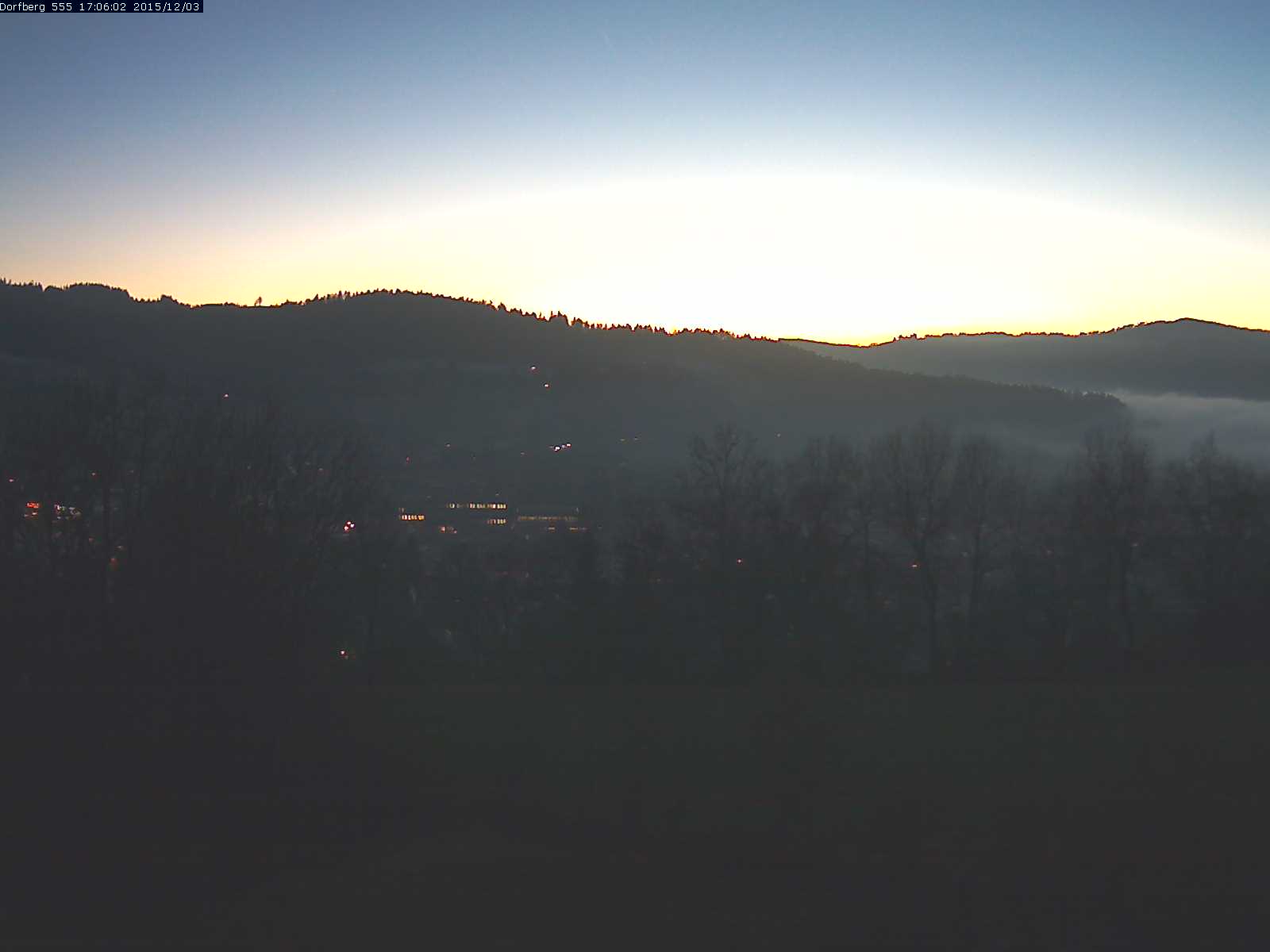 Webcam-Bild: Aussicht vom Dorfberg in Langnau 20151203-170601