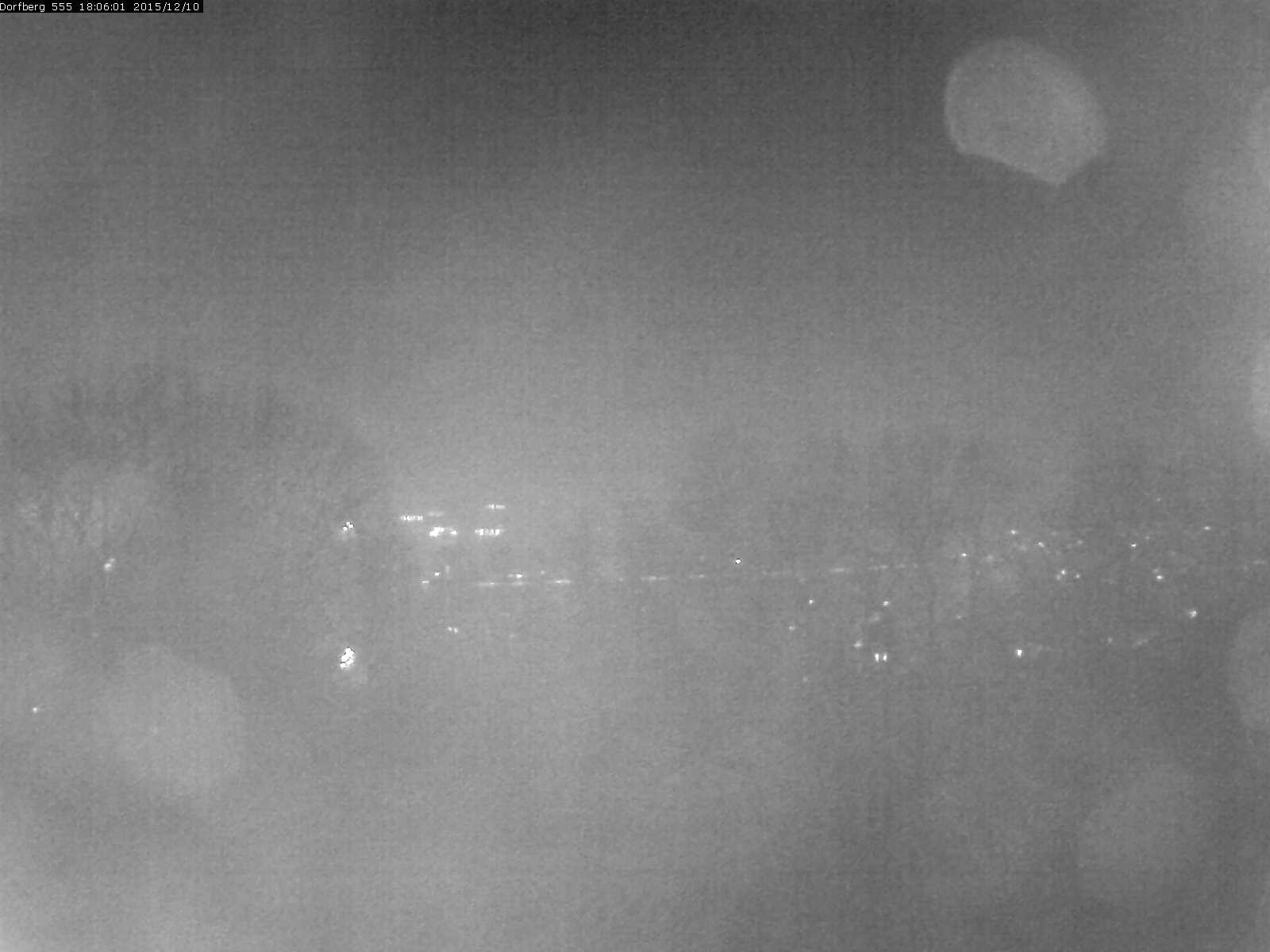 Webcam-Bild: Aussicht vom Dorfberg in Langnau 20151210-180601