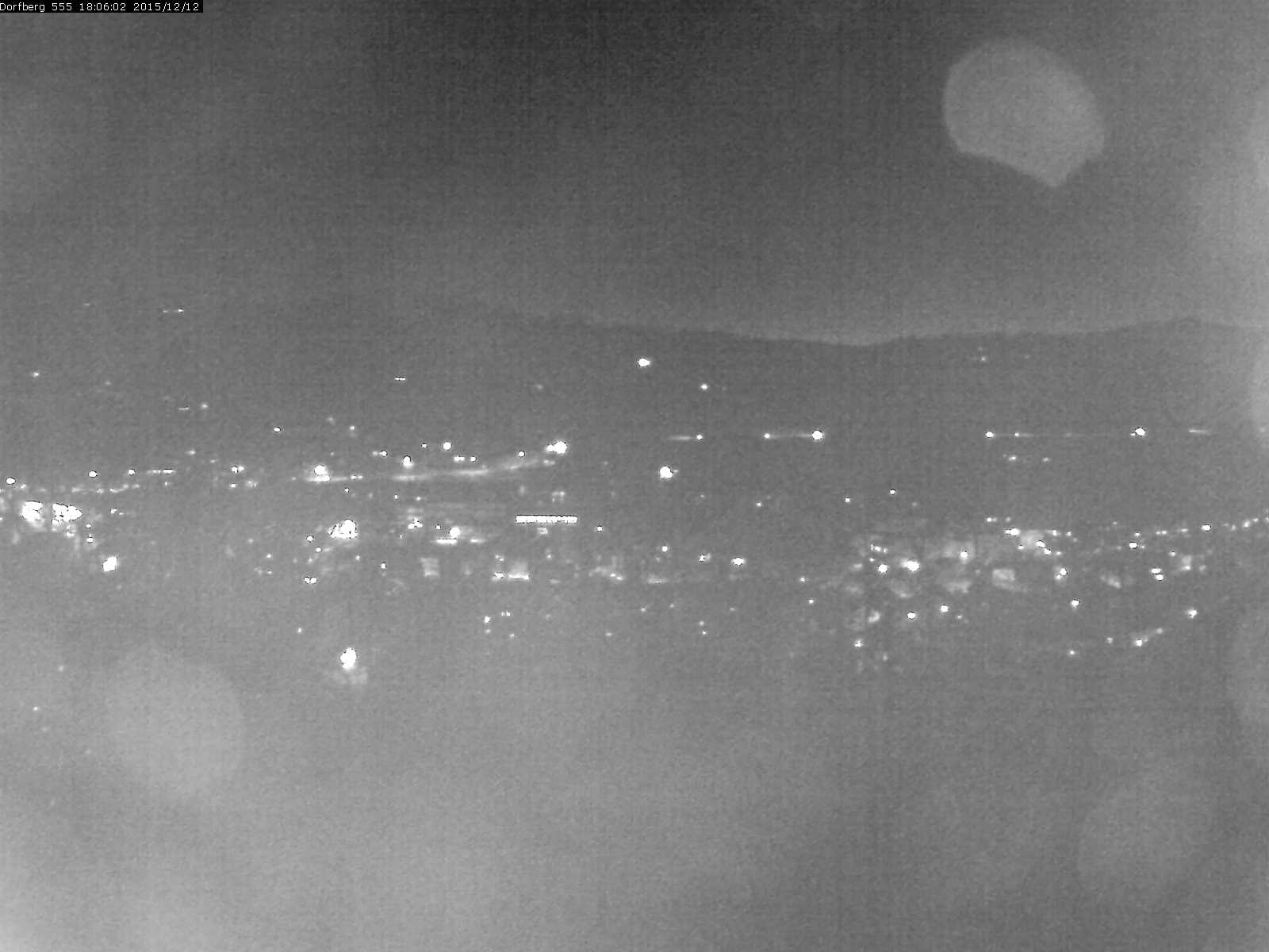 Webcam-Bild: Aussicht vom Dorfberg in Langnau 20151212-180602