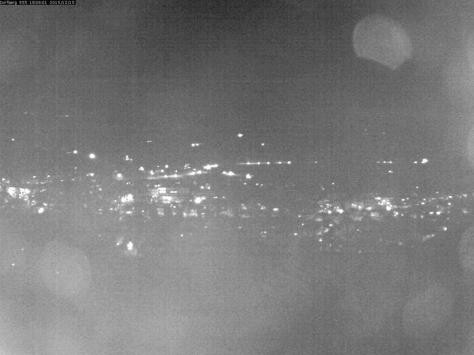 Webcam-Bild: Aussicht vom Dorfberg in Langnau 20151215-180601