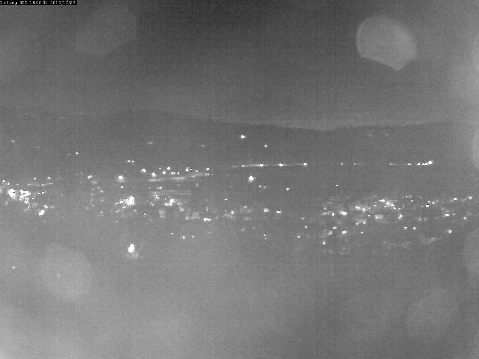 Webcam-Bild: Aussicht vom Dorfberg in Langnau 20151222-180601