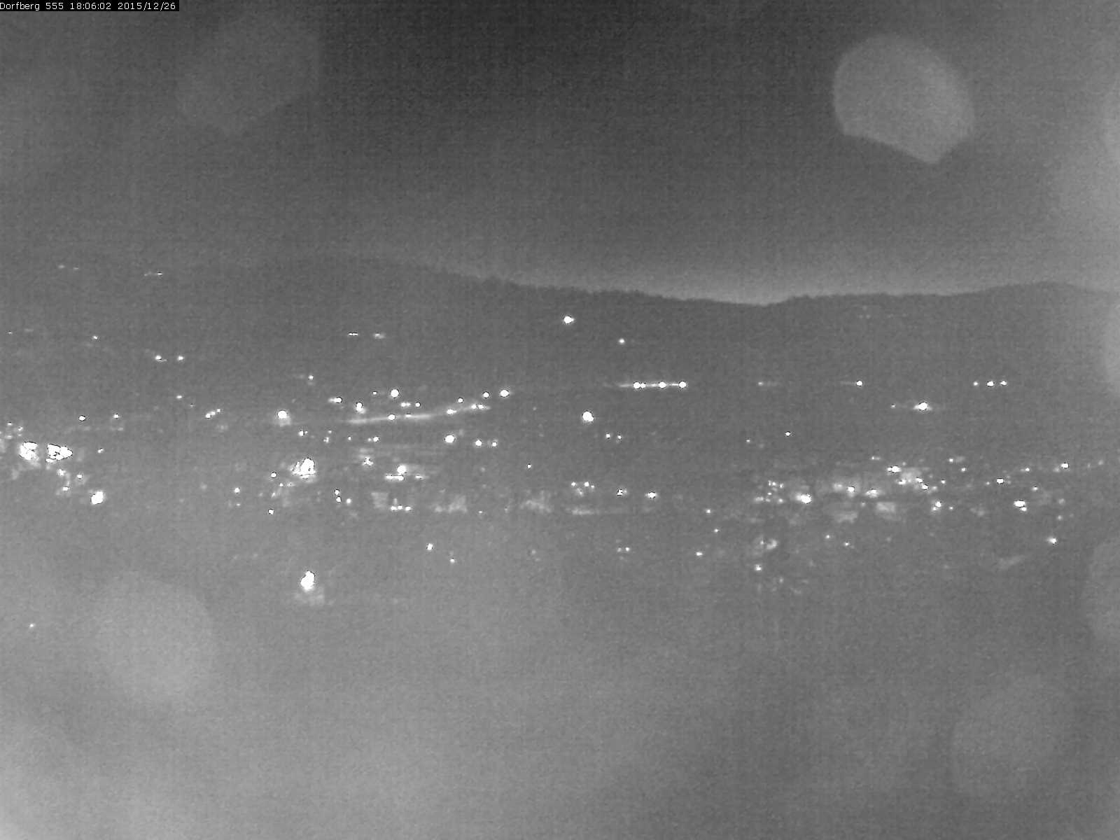 Webcam-Bild: Aussicht vom Dorfberg in Langnau 20151226-180601