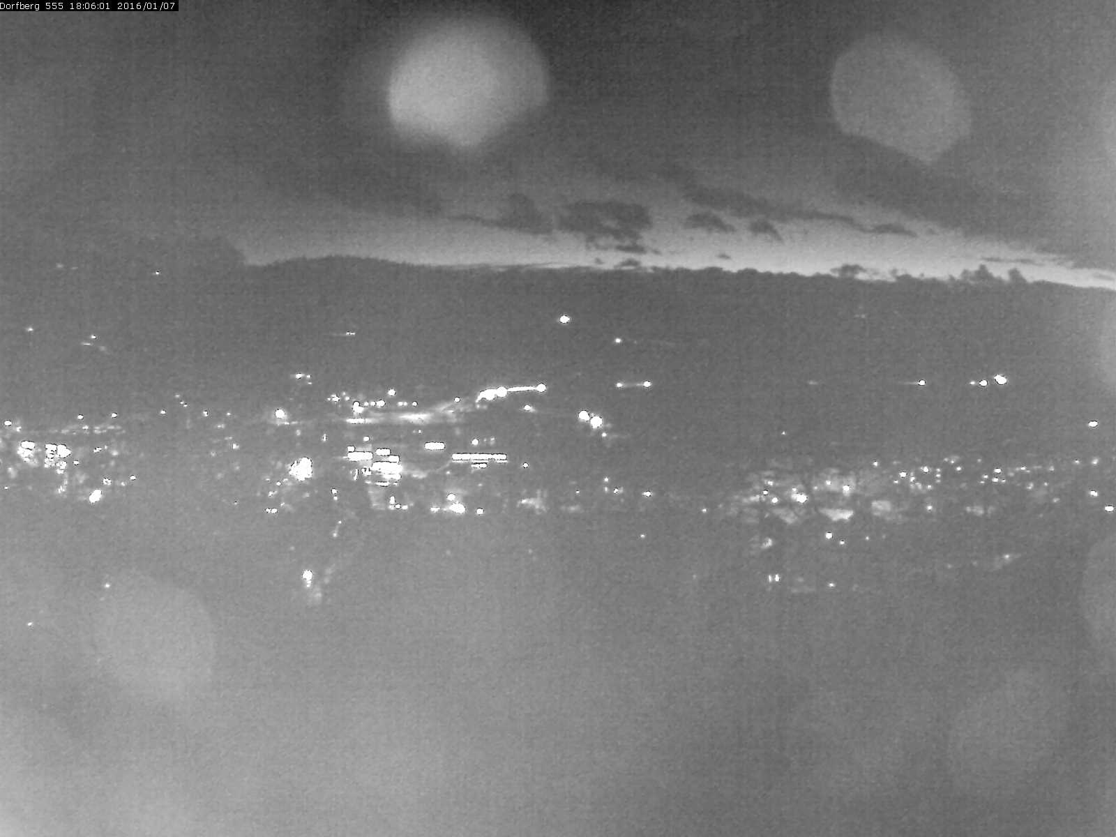 Webcam-Bild: Aussicht vom Dorfberg in Langnau 20160107-180601