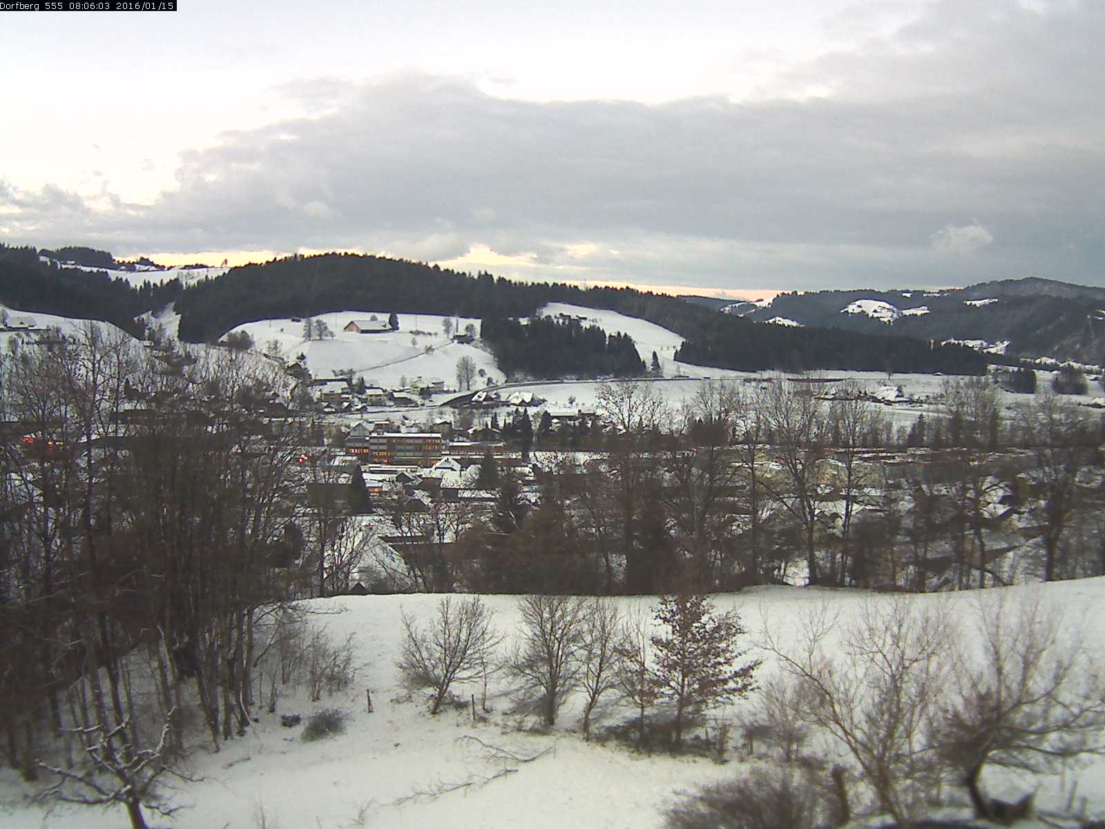 Webcam-Bild: Aussicht vom Dorfberg in Langnau 20160115-080601