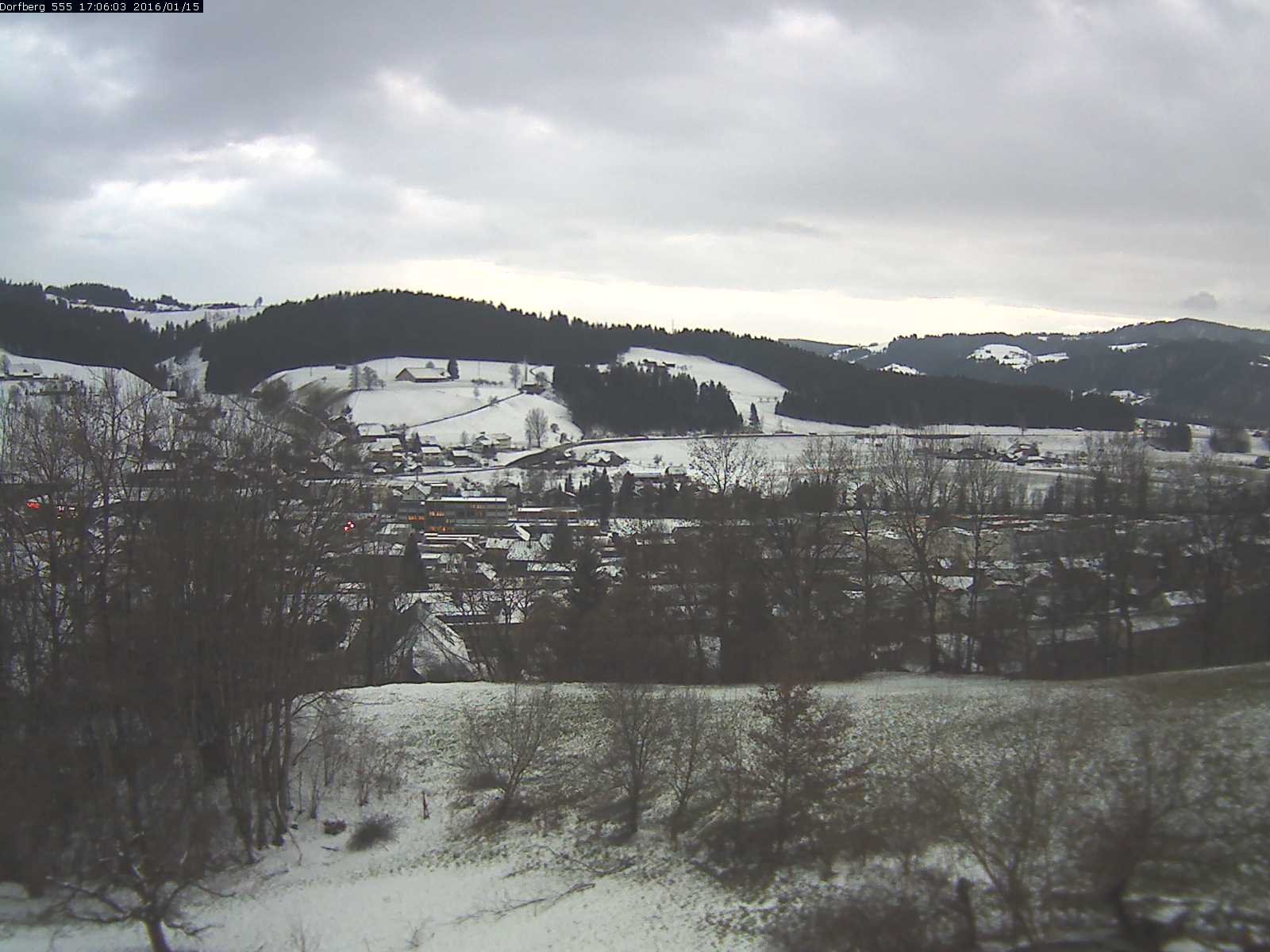 Webcam-Bild: Aussicht vom Dorfberg in Langnau 20160115-170601