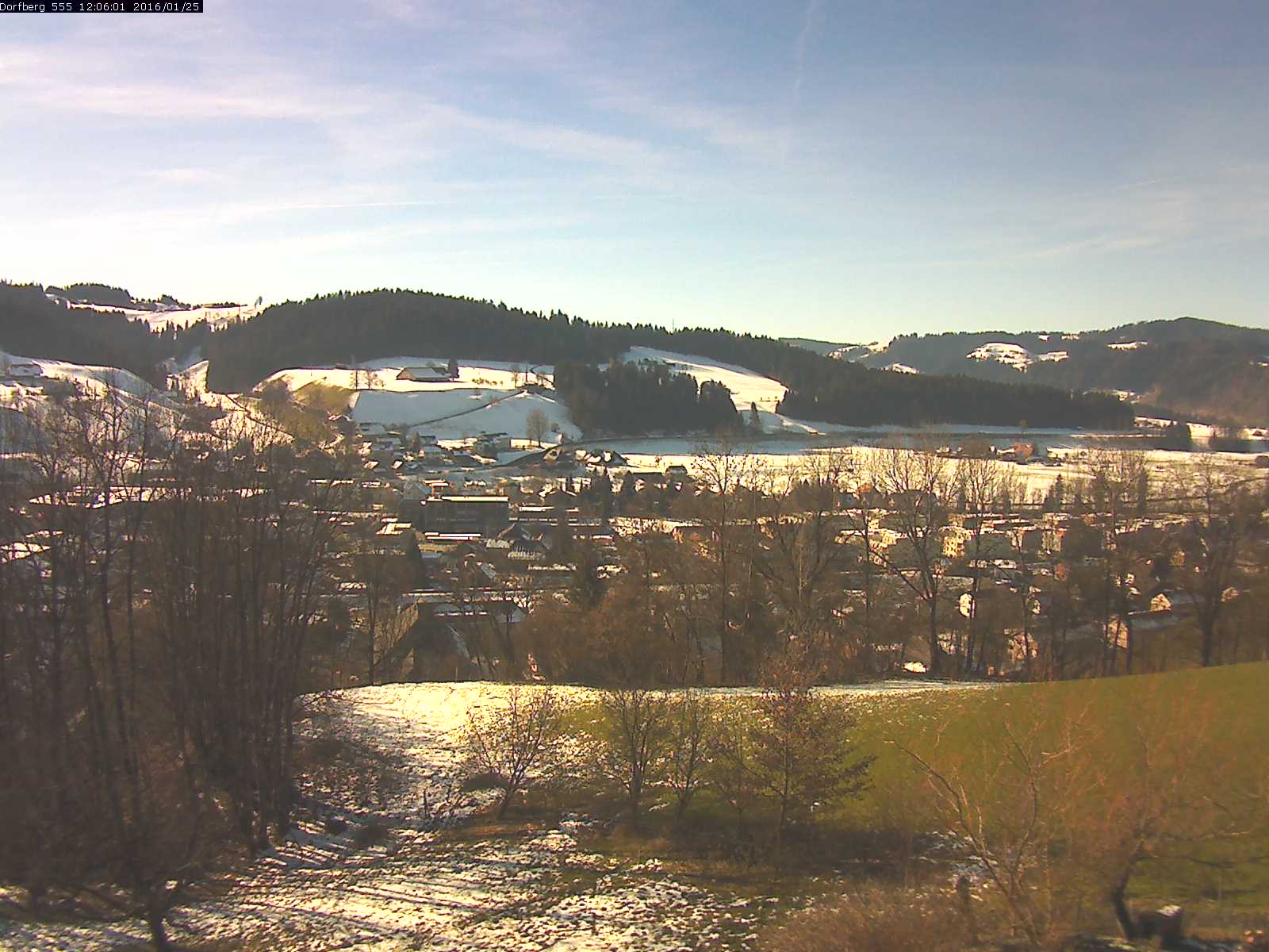 Webcam-Bild: Aussicht vom Dorfberg in Langnau 20160125-120601