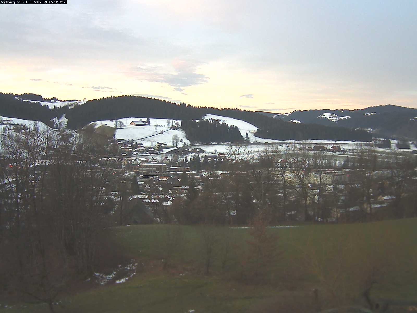 Webcam-Bild: Aussicht vom Dorfberg in Langnau 20160127-080601