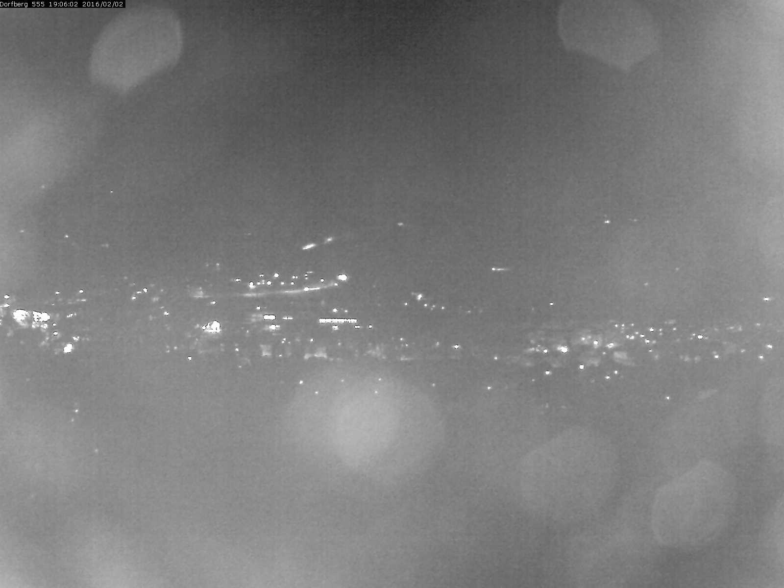 Webcam-Bild: Aussicht vom Dorfberg in Langnau 20160202-190601