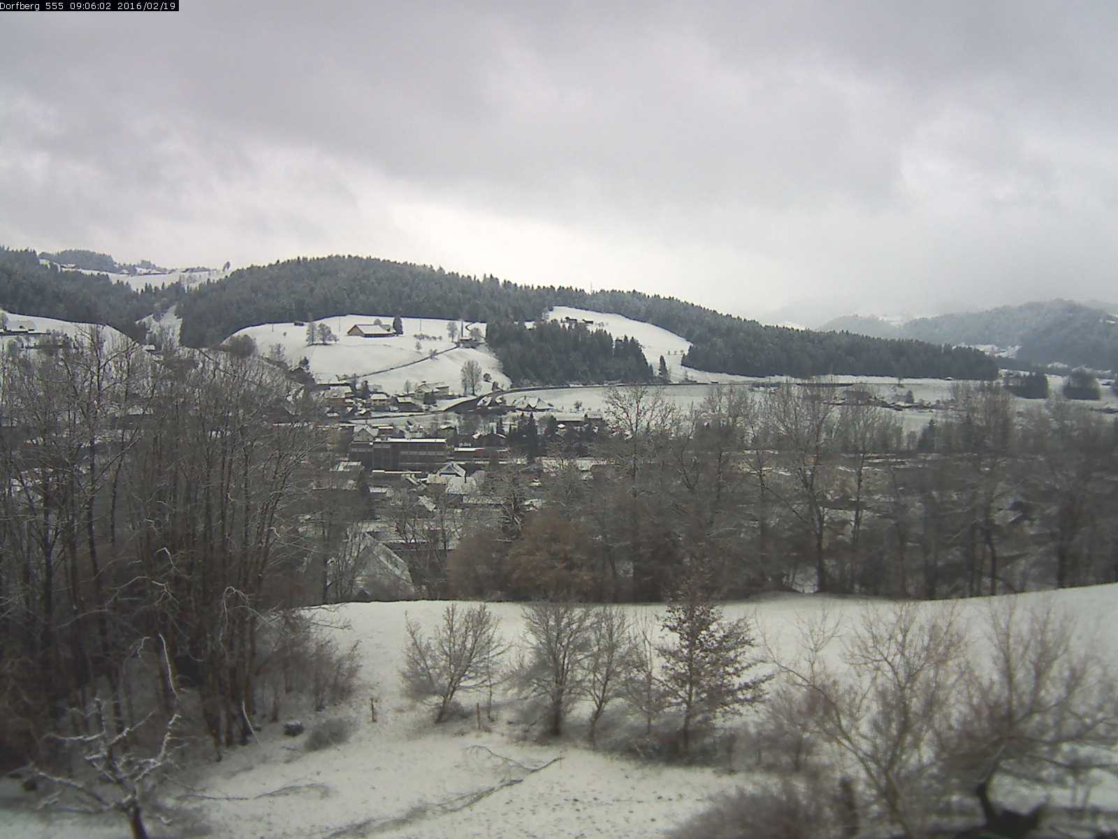 Webcam-Bild: Aussicht vom Dorfberg in Langnau 20160219-090601