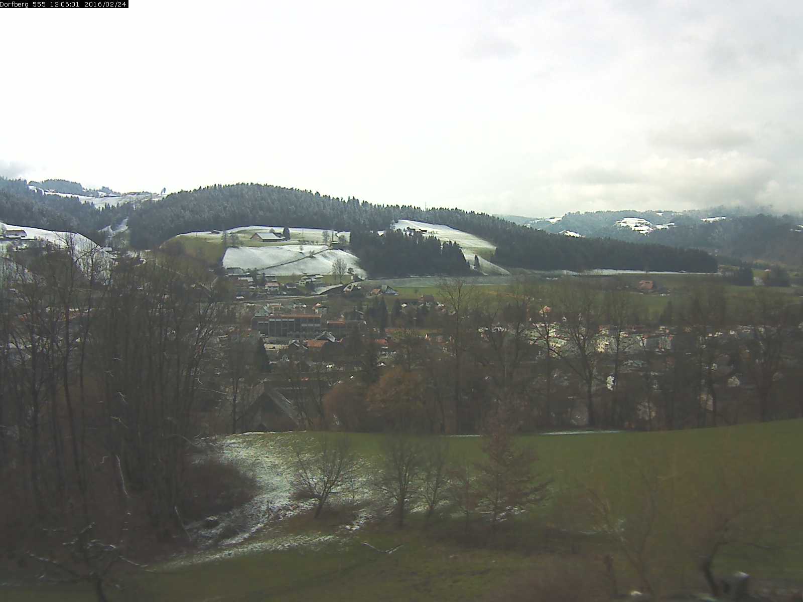 Webcam-Bild: Aussicht vom Dorfberg in Langnau 20160224-120601