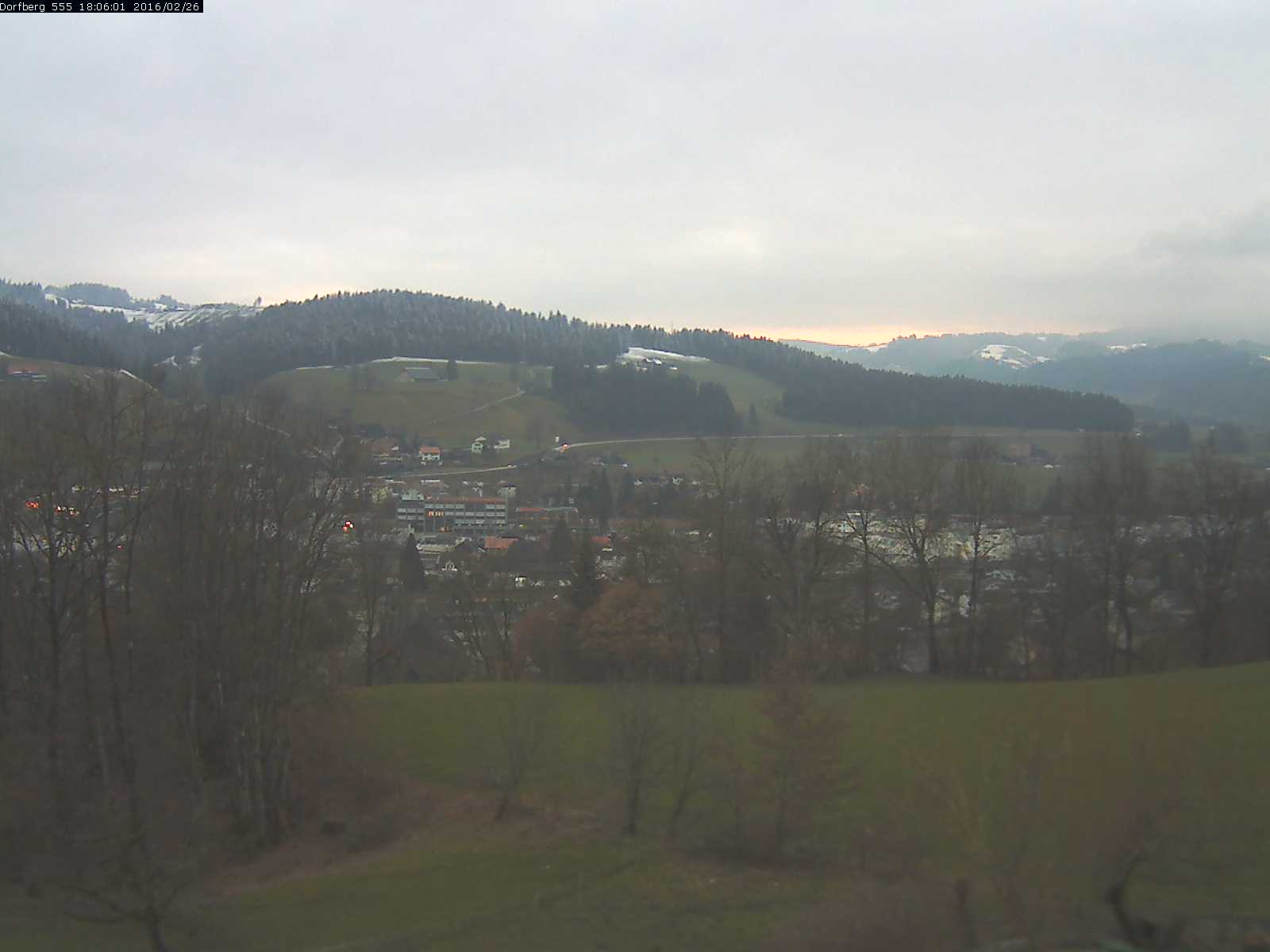 Webcam-Bild: Aussicht vom Dorfberg in Langnau 20160226-180601