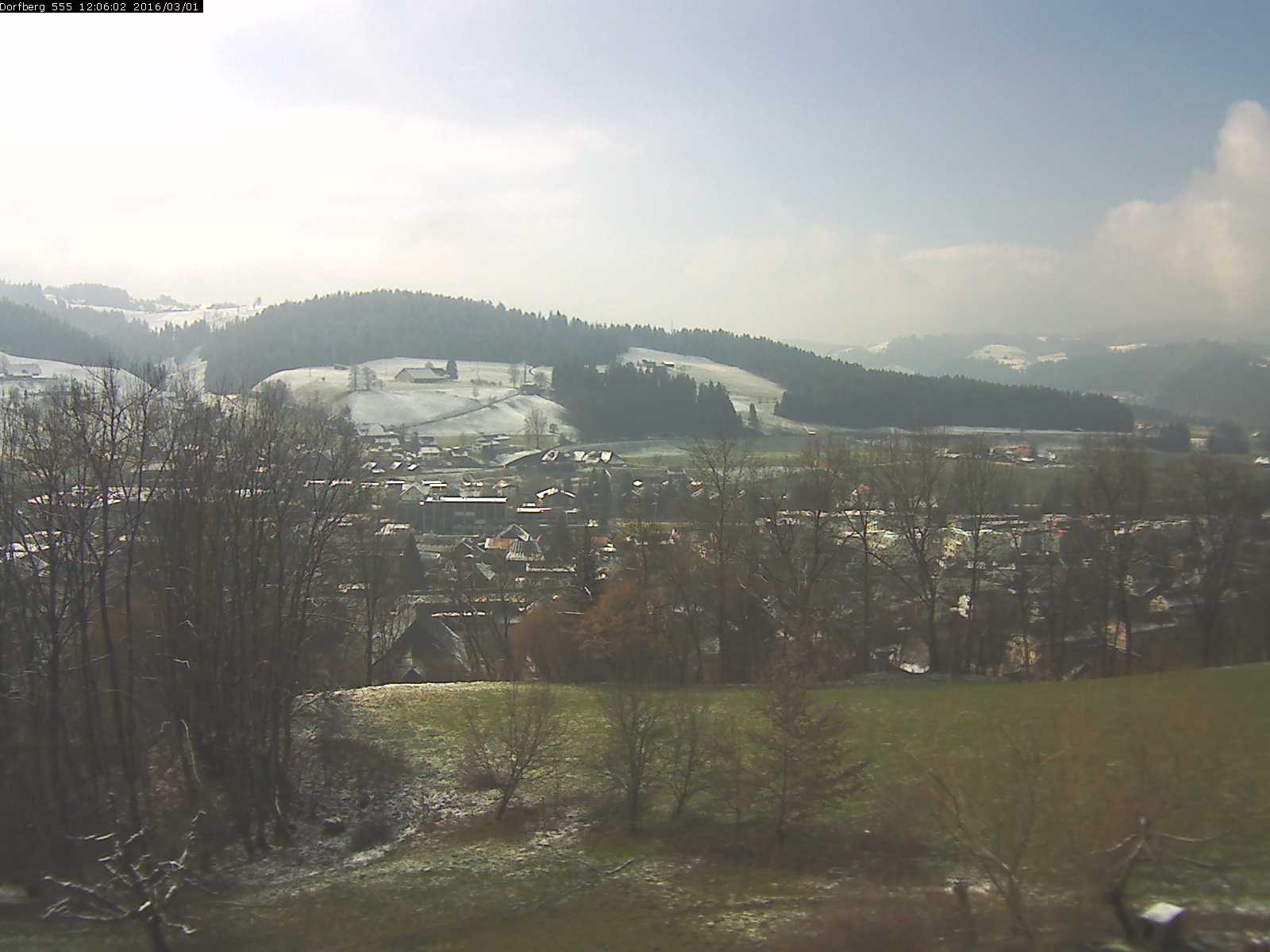 Webcam-Bild: Aussicht vom Dorfberg in Langnau 20160301-120601