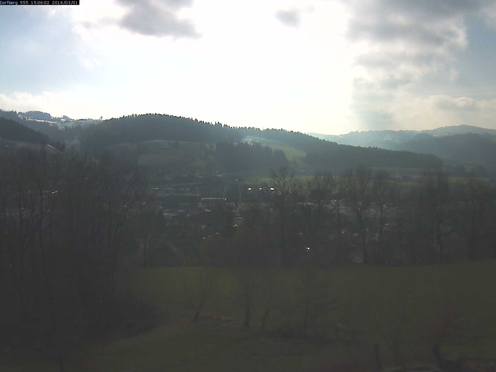 Webcam-Bild: Aussicht vom Dorfberg in Langnau 20160301-150601