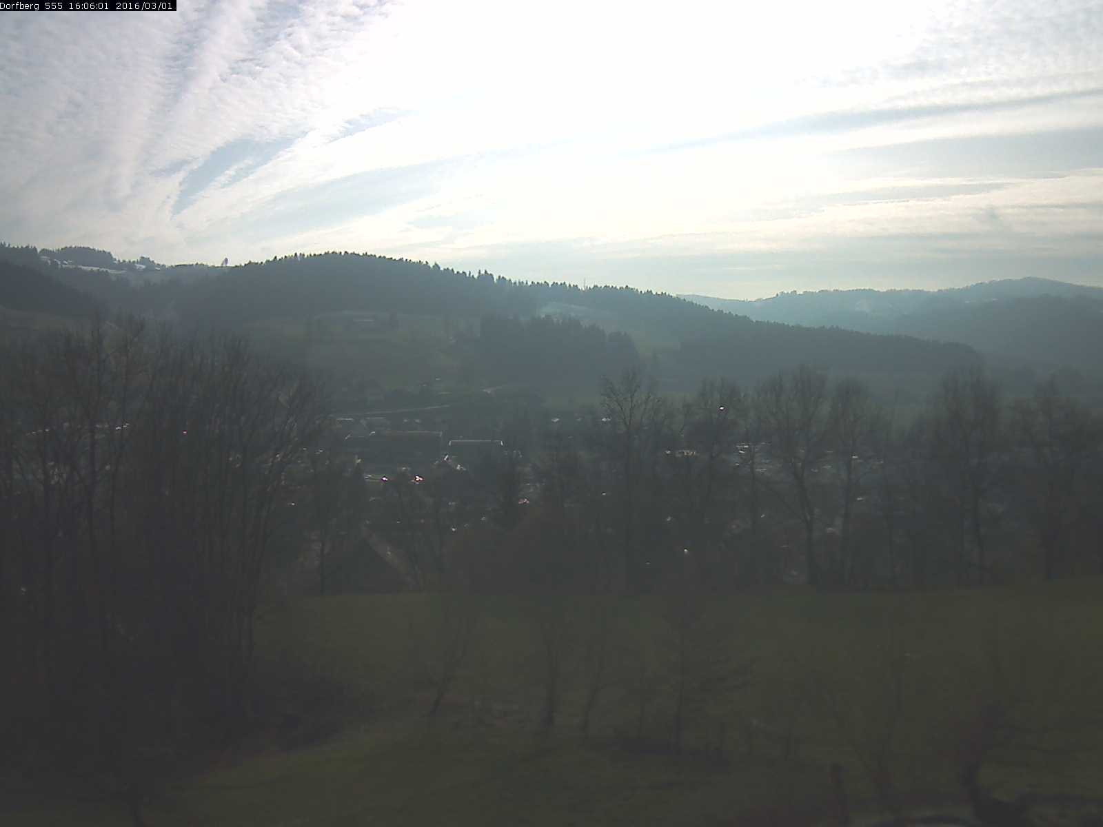 Webcam-Bild: Aussicht vom Dorfberg in Langnau 20160301-160601