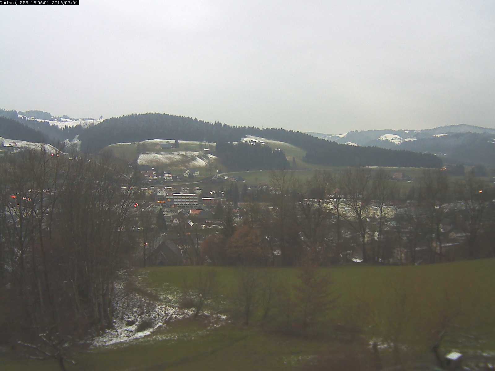 Webcam-Bild: Aussicht vom Dorfberg in Langnau 20160304-180601