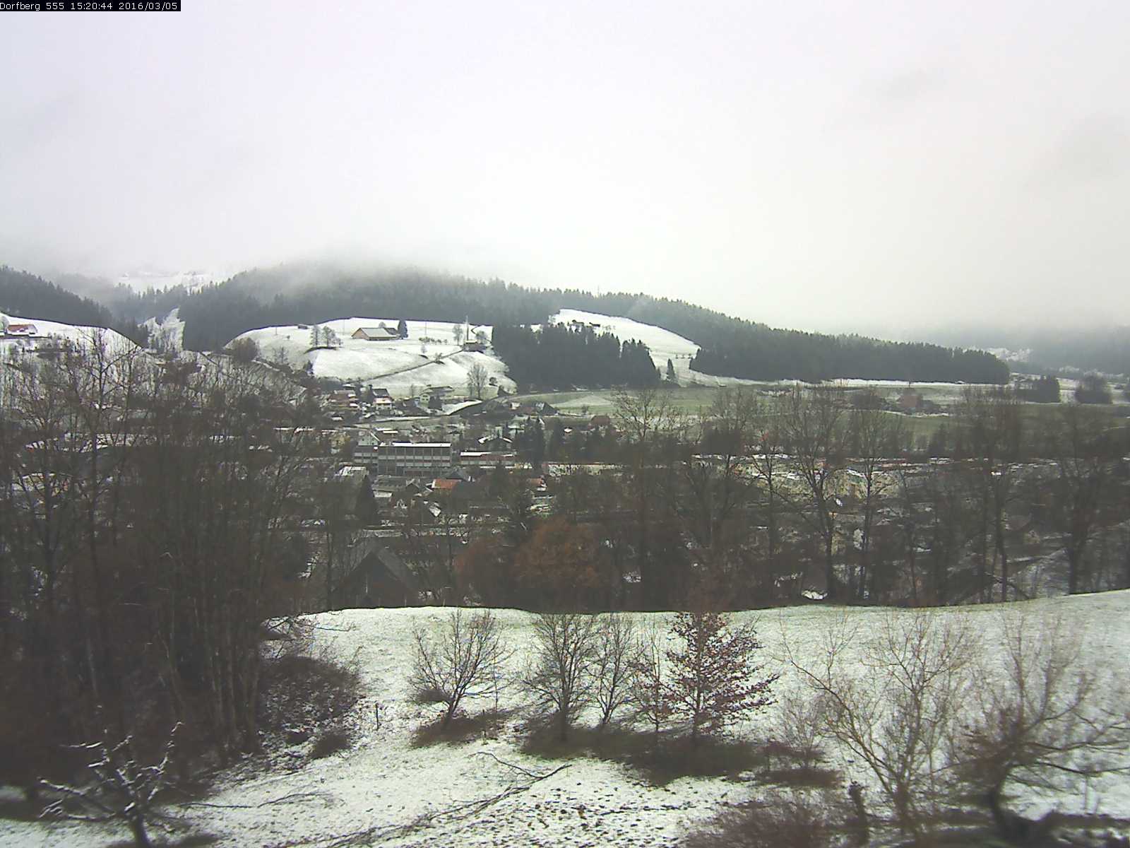 Webcam-Bild: Aussicht vom Dorfberg in Langnau 20160305-152043