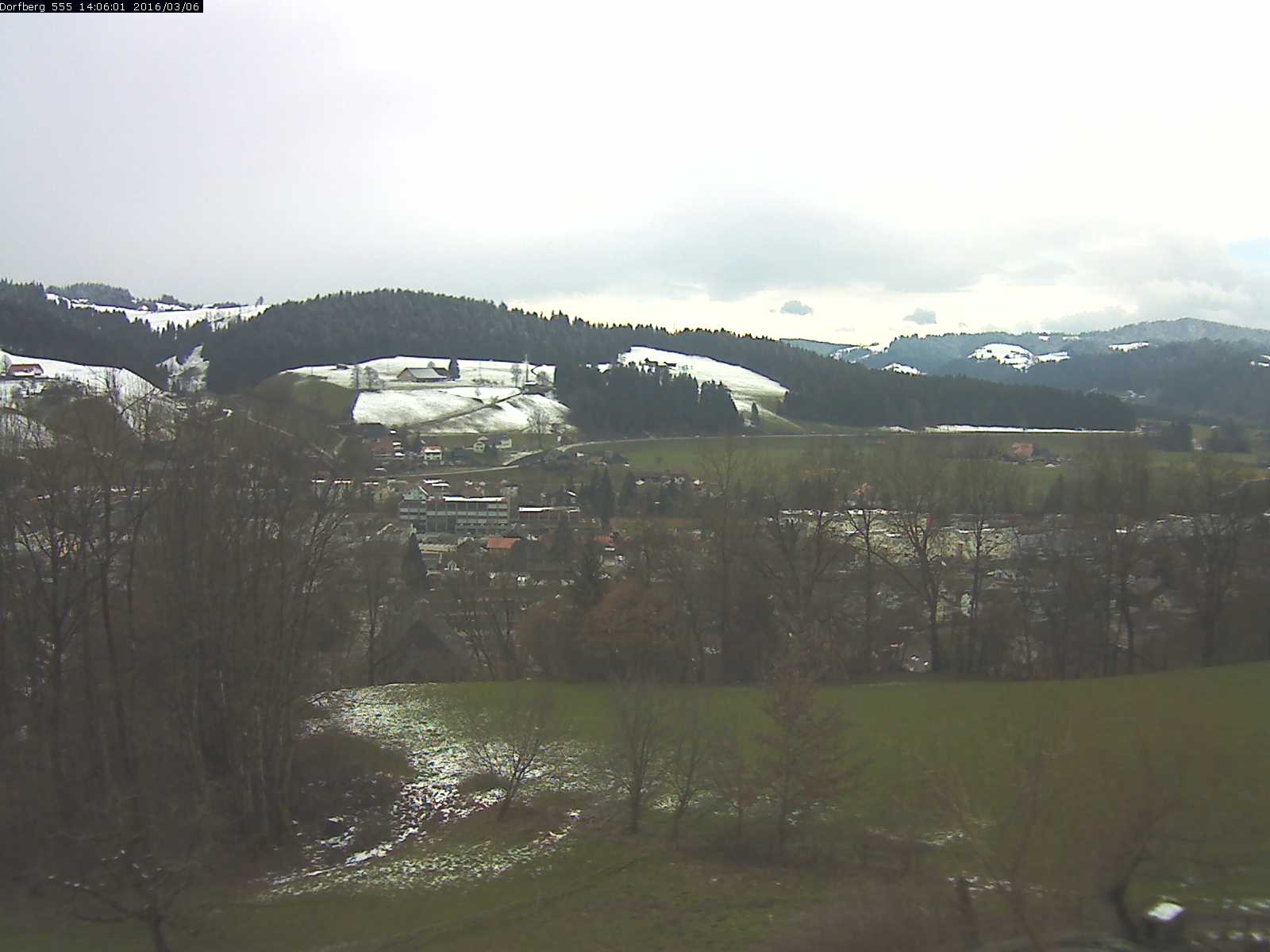 Webcam-Bild: Aussicht vom Dorfberg in Langnau 20160306-140601