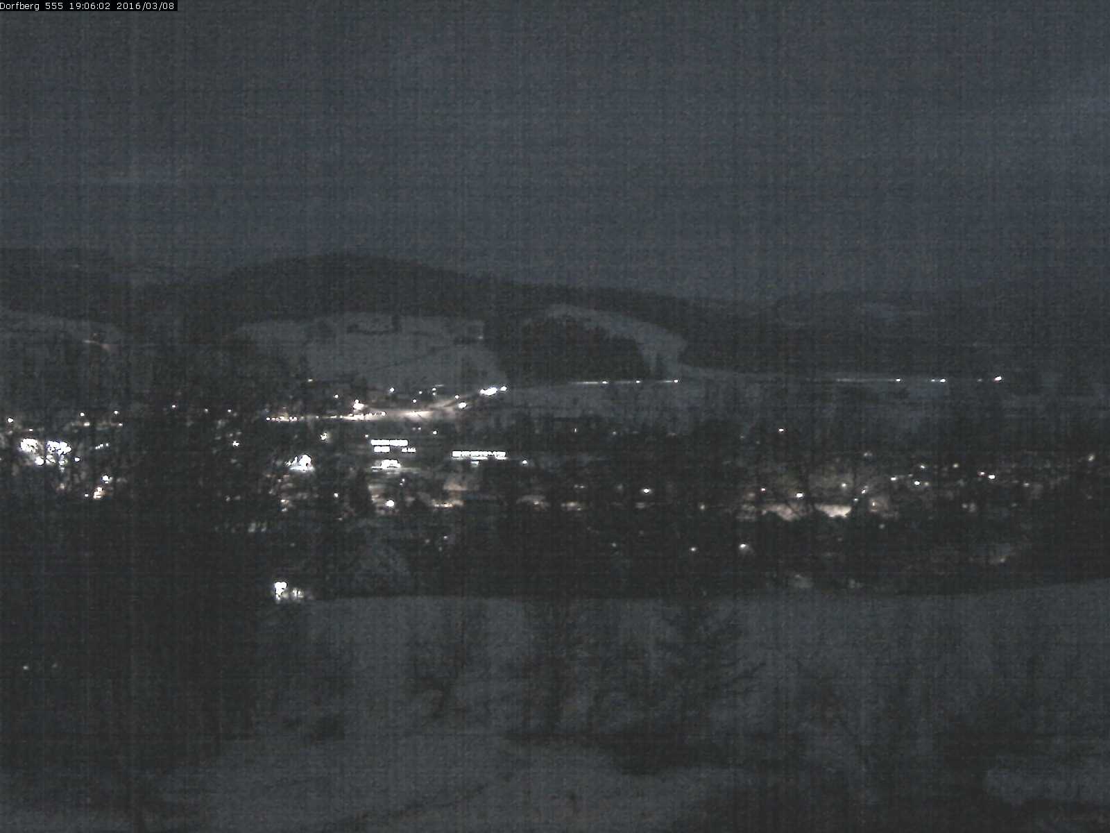 Webcam-Bild: Aussicht vom Dorfberg in Langnau 20160308-190601