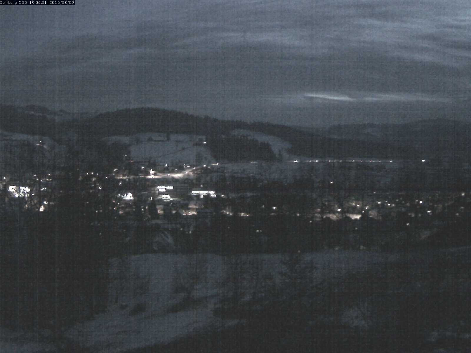 Webcam-Bild: Aussicht vom Dorfberg in Langnau 20160309-190601