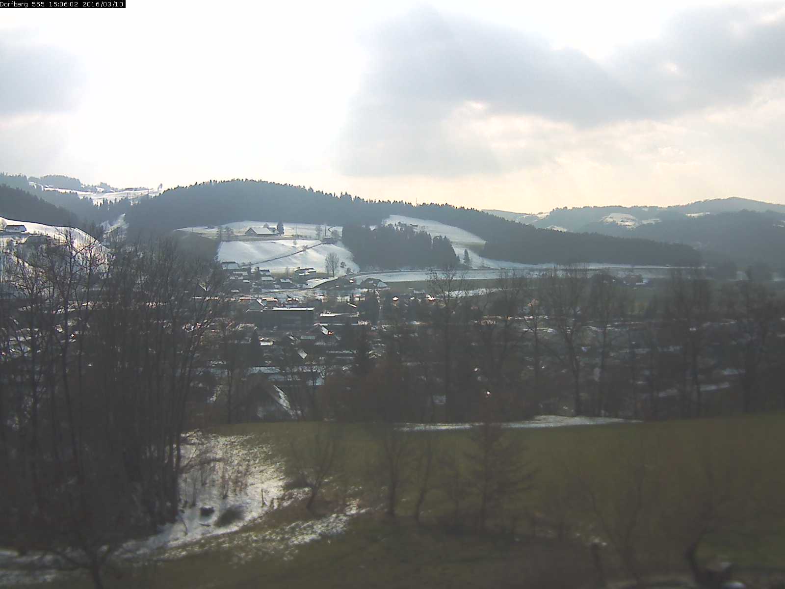 Webcam-Bild: Aussicht vom Dorfberg in Langnau 20160310-150601