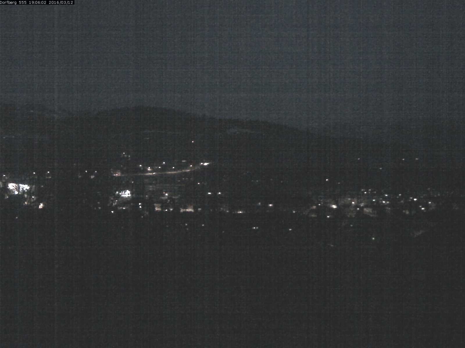 Webcam-Bild: Aussicht vom Dorfberg in Langnau 20160312-190601