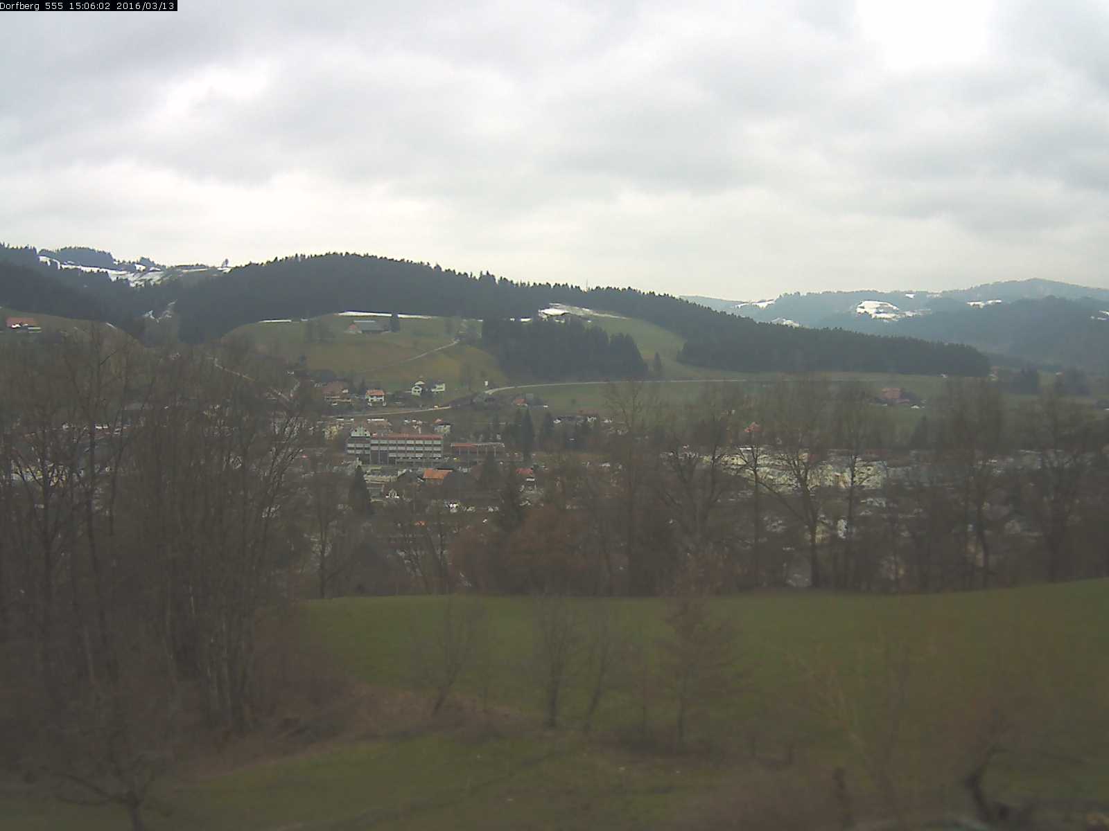 Webcam-Bild: Aussicht vom Dorfberg in Langnau 20160313-150601