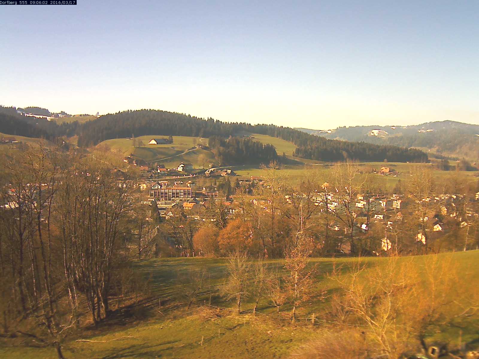 Webcam-Bild: Aussicht vom Dorfberg in Langnau 20160317-090601