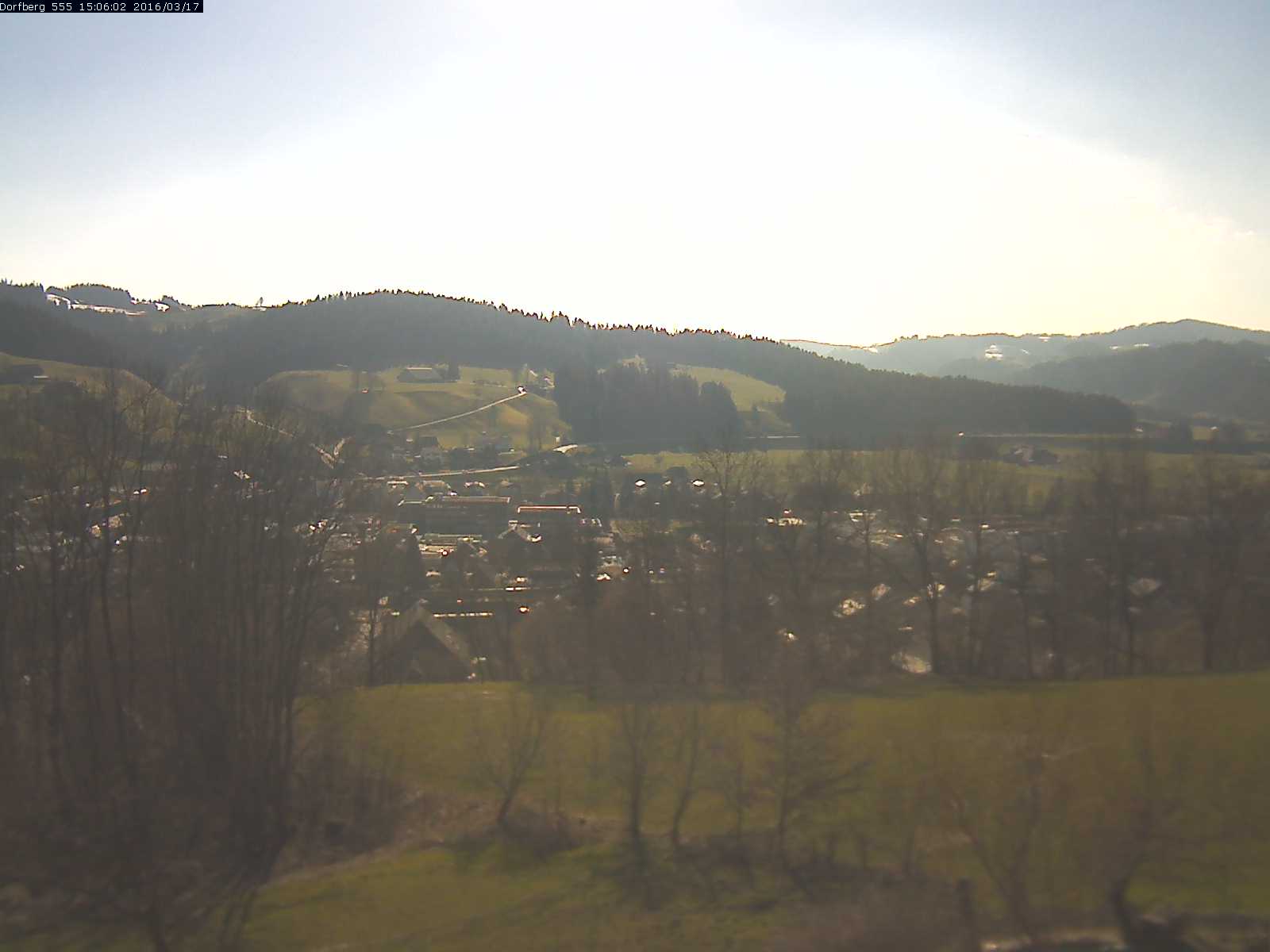 Webcam-Bild: Aussicht vom Dorfberg in Langnau 20160317-150601