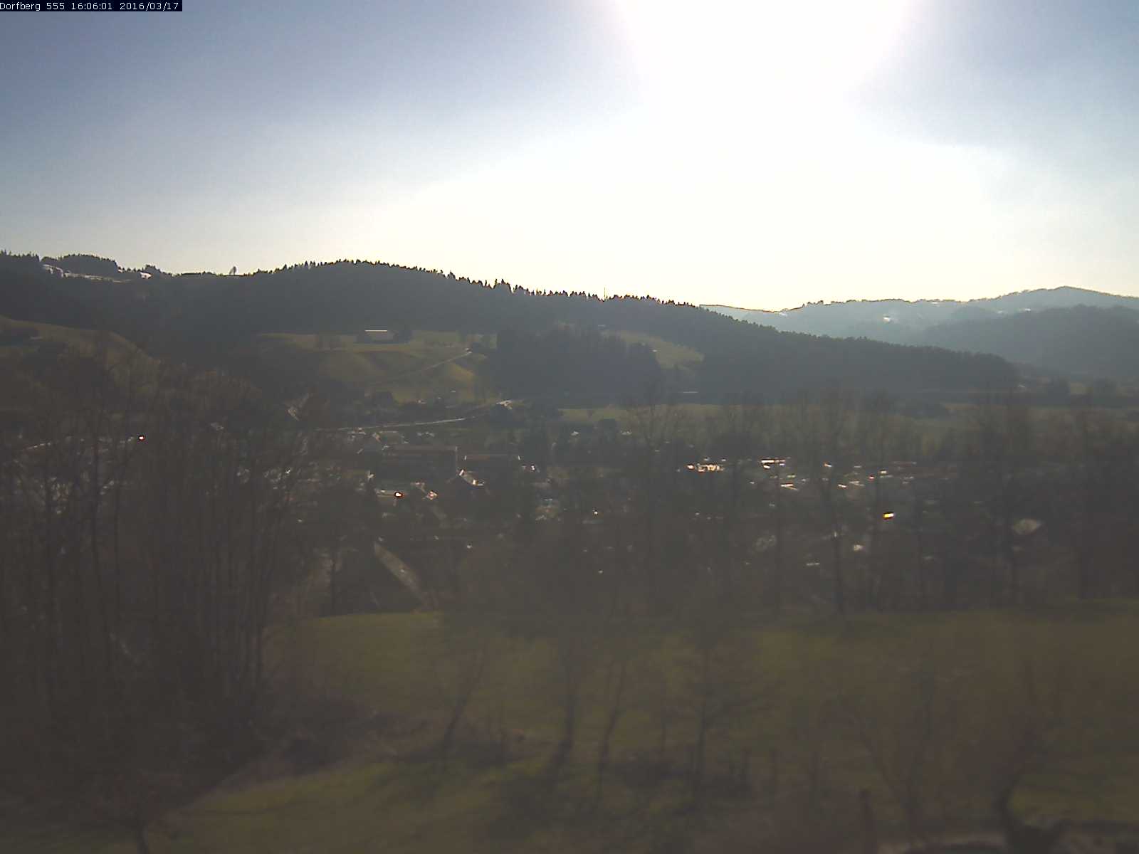 Webcam-Bild: Aussicht vom Dorfberg in Langnau 20160317-160601