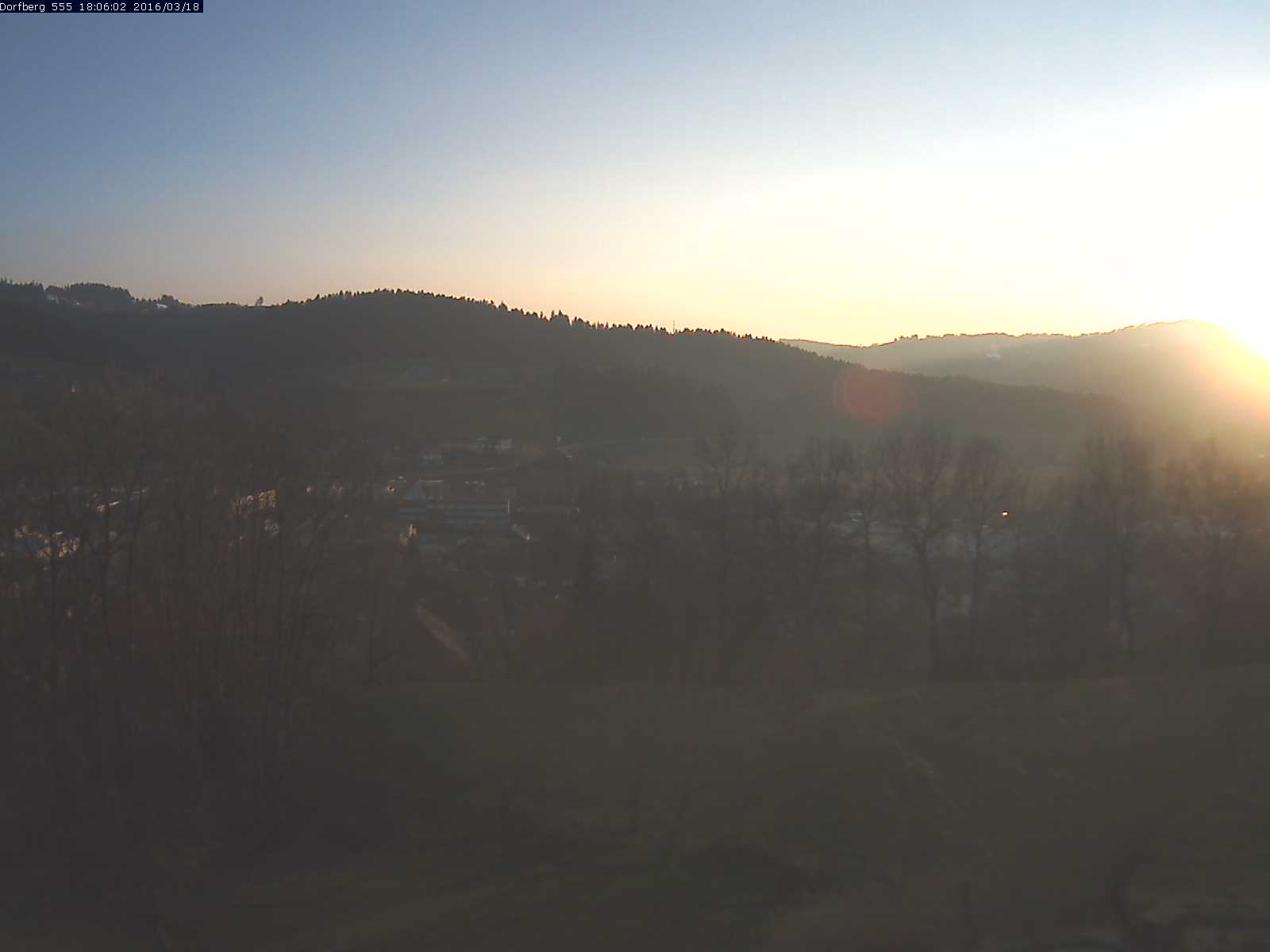 Webcam-Bild: Aussicht vom Dorfberg in Langnau 20160318-180601