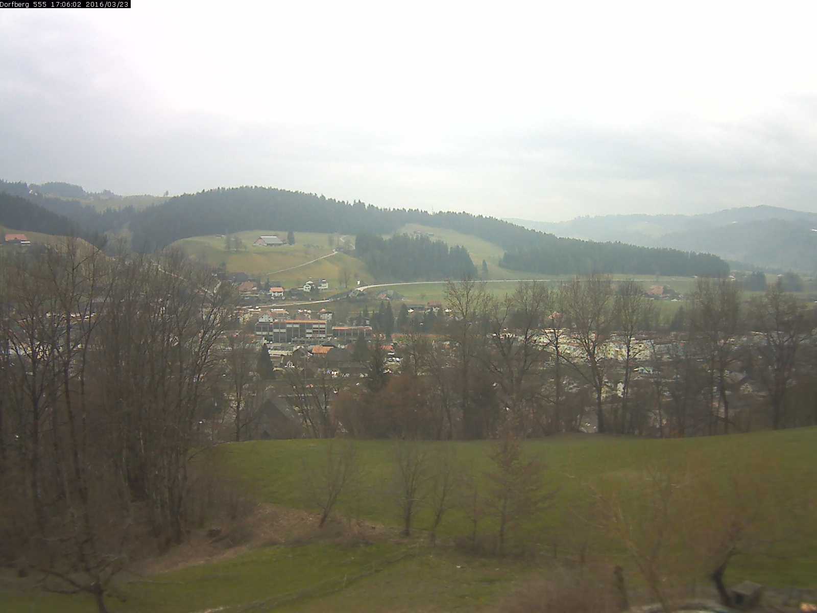 Webcam-Bild: Aussicht vom Dorfberg in Langnau 20160323-170601