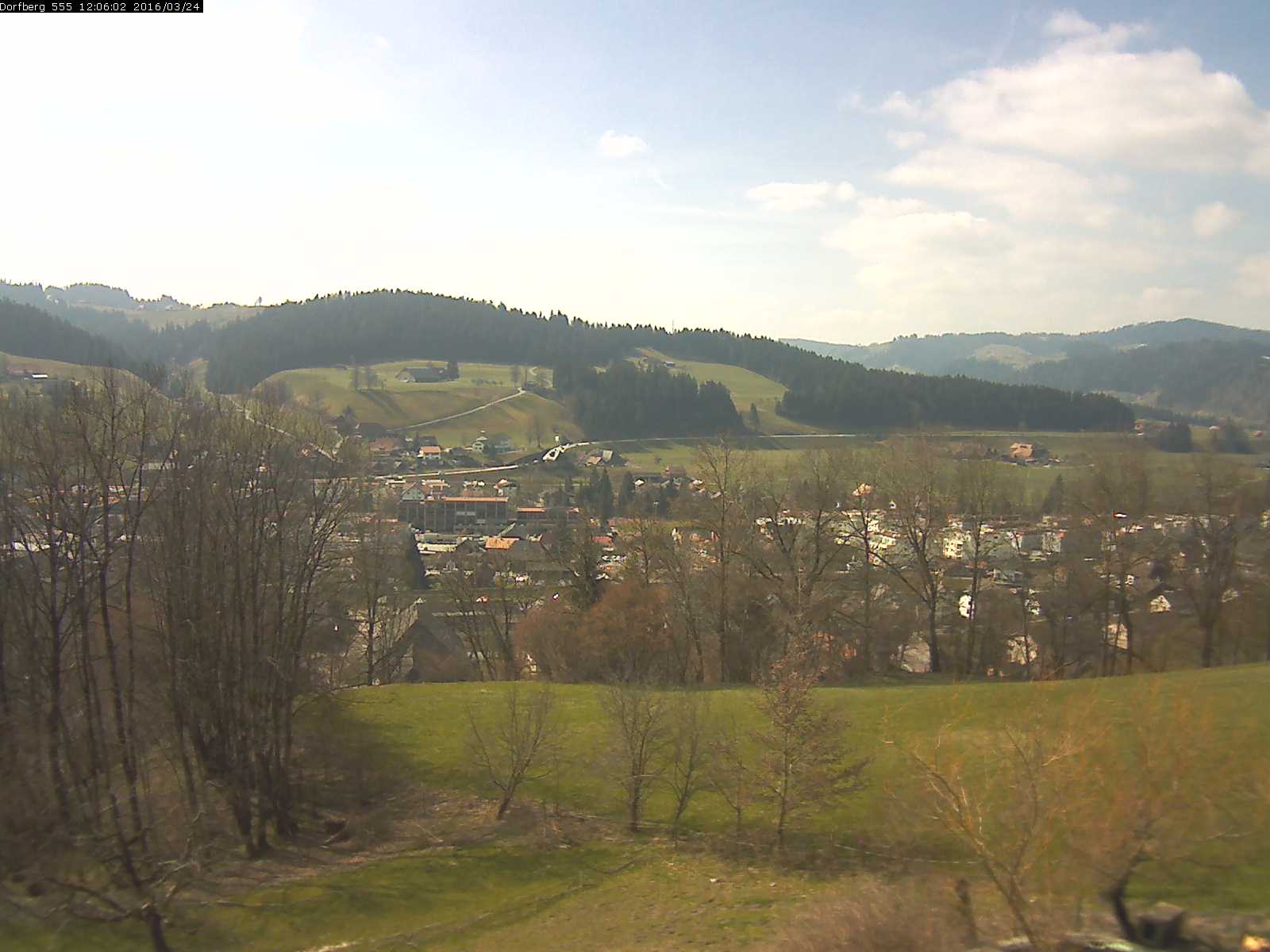 Webcam-Bild: Aussicht vom Dorfberg in Langnau 20160324-120601