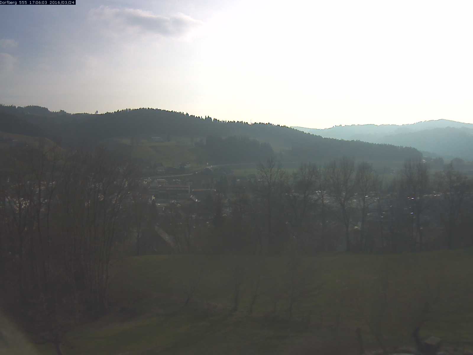 Webcam-Bild: Aussicht vom Dorfberg in Langnau 20160324-170601