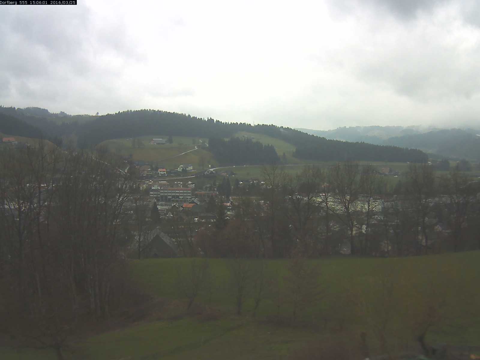 Webcam-Bild: Aussicht vom Dorfberg in Langnau 20160325-150601