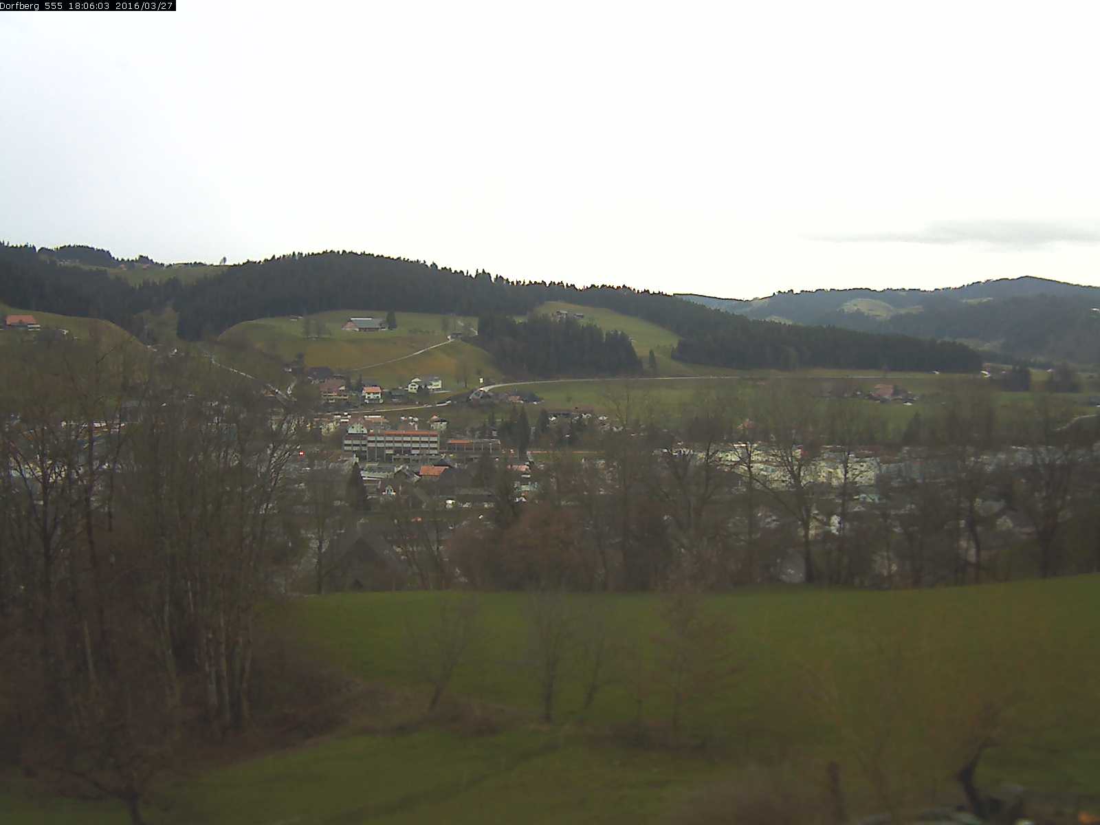 Webcam-Bild: Aussicht vom Dorfberg in Langnau 20160327-180601