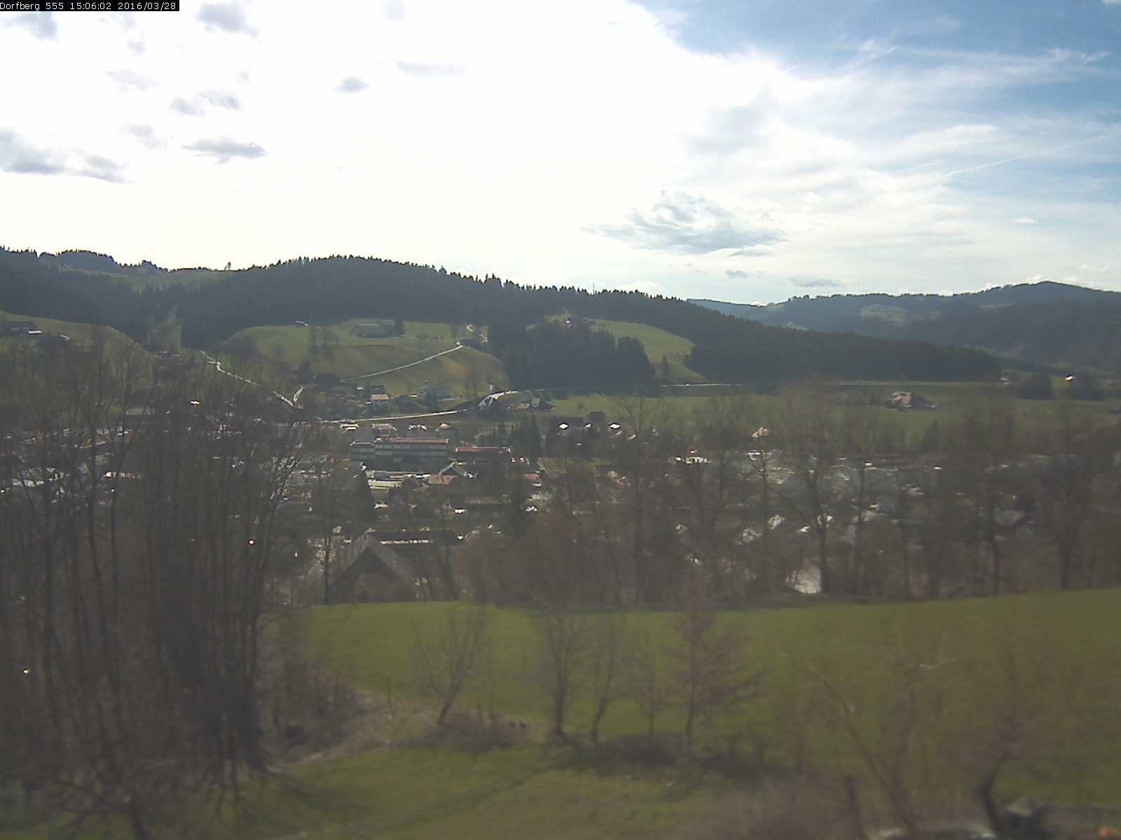 Webcam-Bild: Aussicht vom Dorfberg in Langnau 20160328-150601