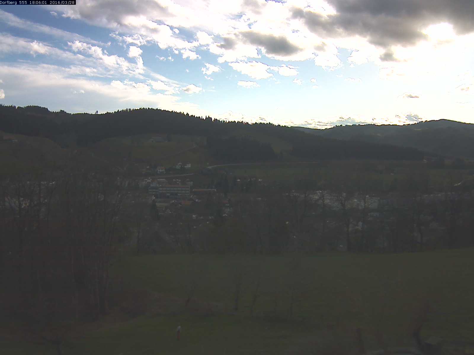 Webcam-Bild: Aussicht vom Dorfberg in Langnau 20160328-180601