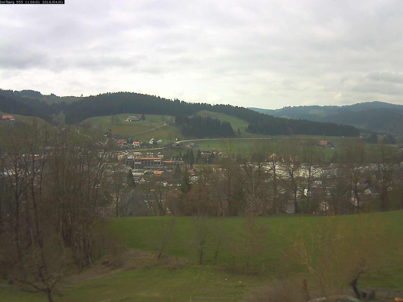 Webcam-Bild: Aussicht vom Dorfberg in Langnau 20160401-110601