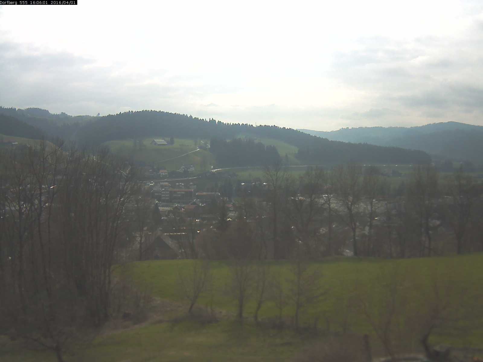 Webcam-Bild: Aussicht vom Dorfberg in Langnau 20160401-160601