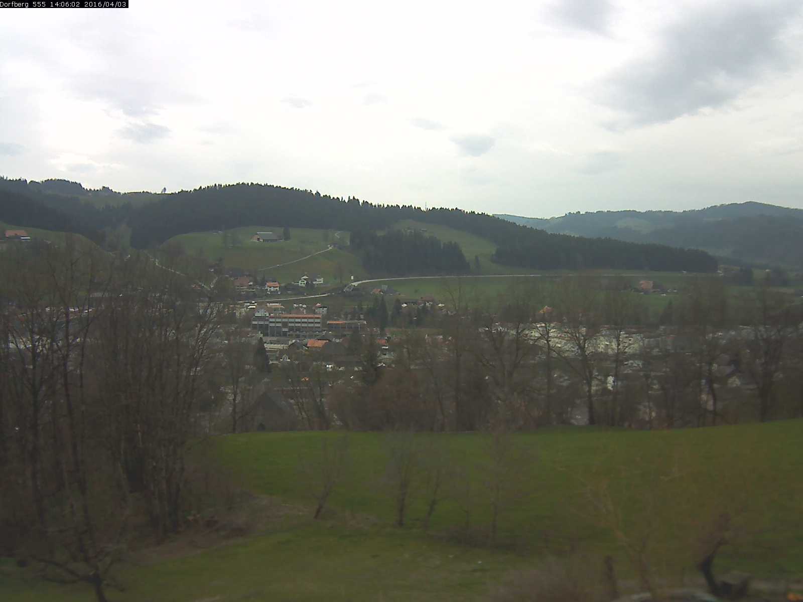 Webcam-Bild: Aussicht vom Dorfberg in Langnau 20160403-140601