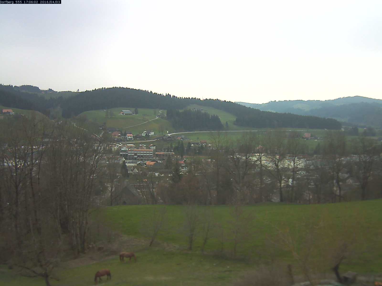 Webcam-Bild: Aussicht vom Dorfberg in Langnau 20160403-170601