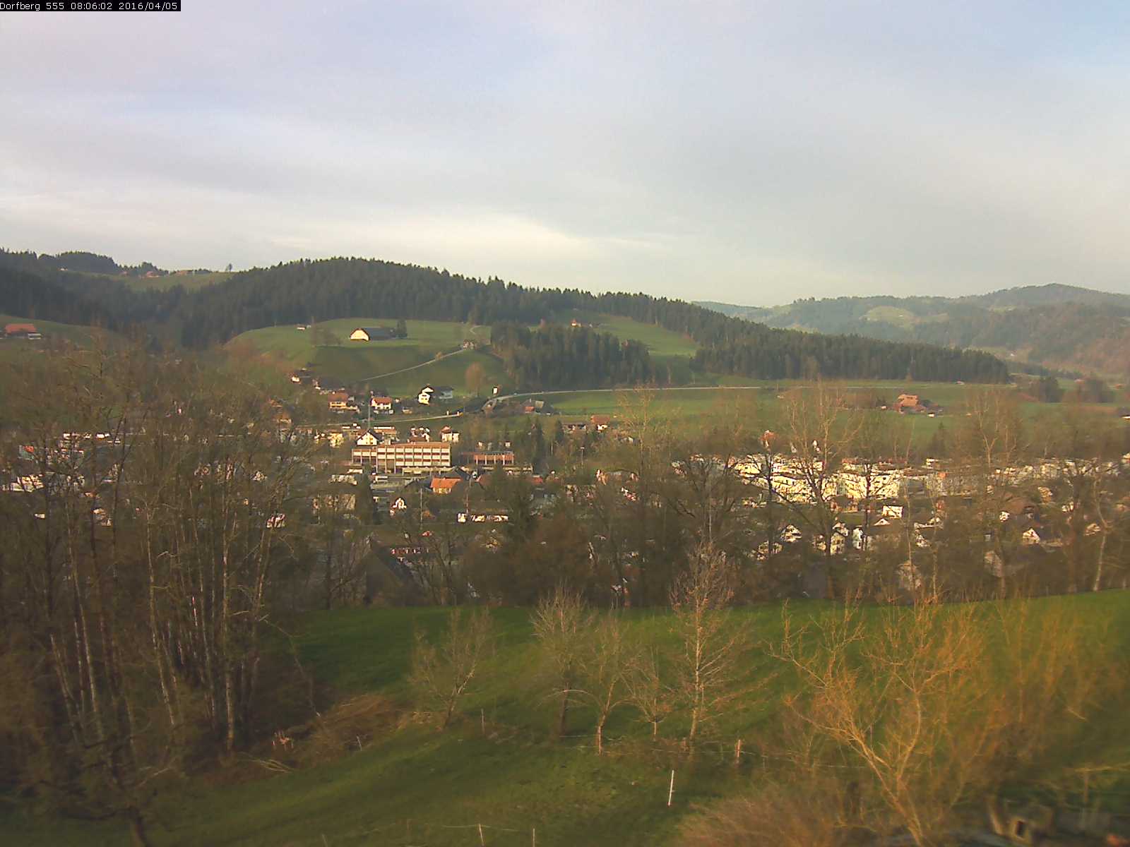 Webcam-Bild: Aussicht vom Dorfberg in Langnau 20160405-080601