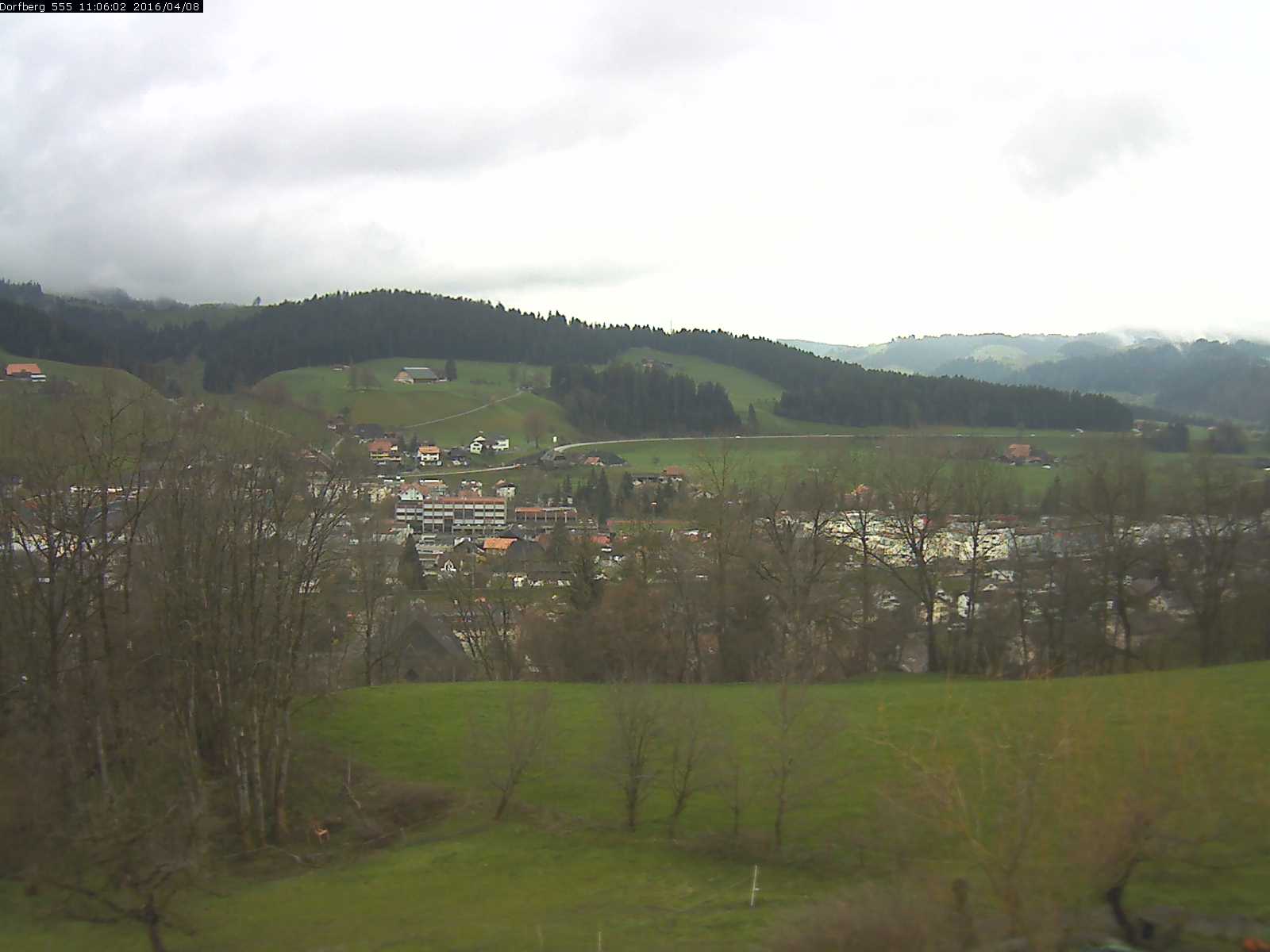 Webcam-Bild: Aussicht vom Dorfberg in Langnau 20160408-110601