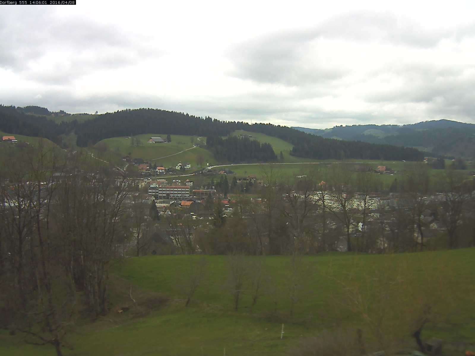 Webcam-Bild: Aussicht vom Dorfberg in Langnau 20160408-140601