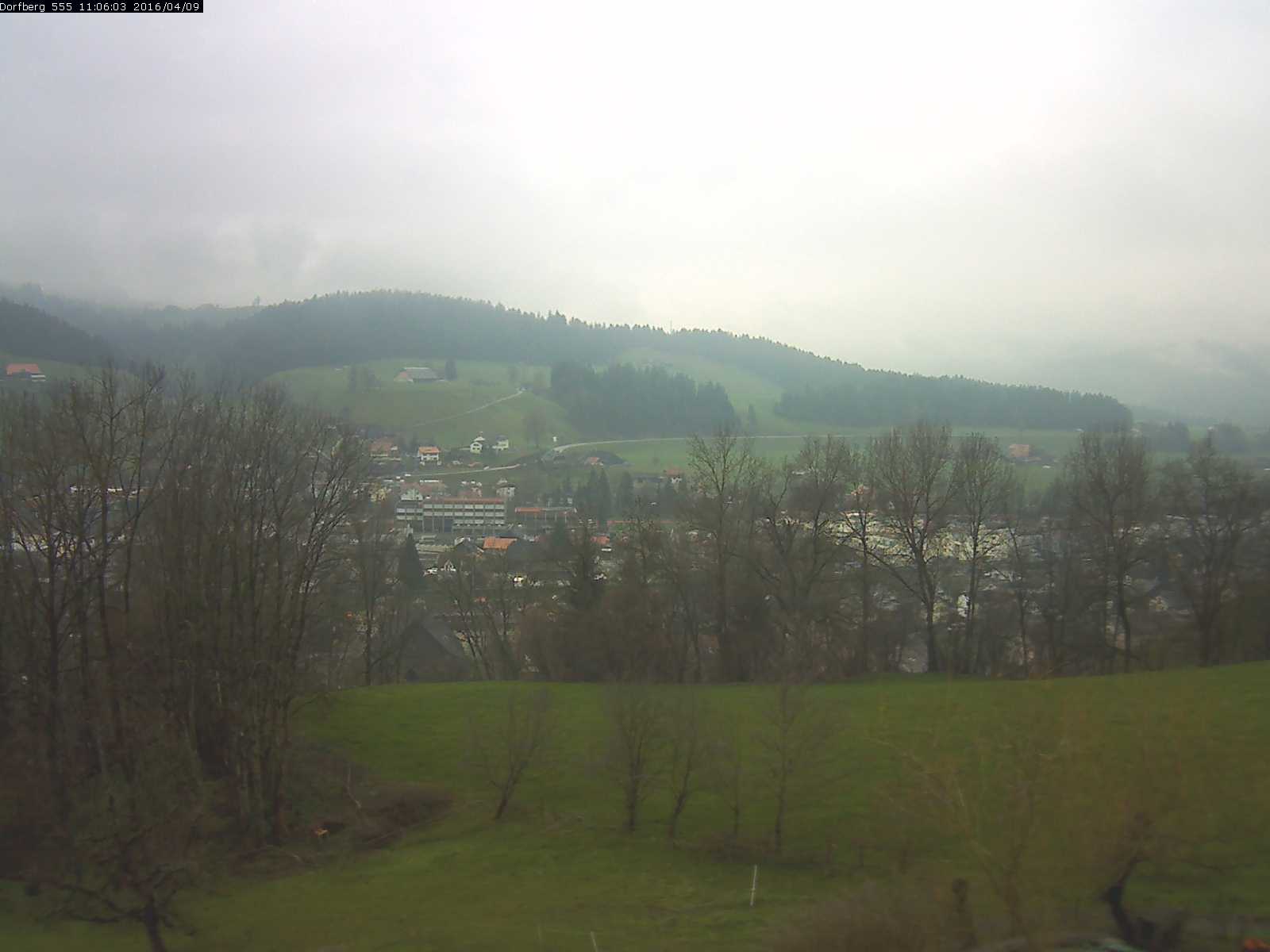 Webcam-Bild: Aussicht vom Dorfberg in Langnau 20160409-110601