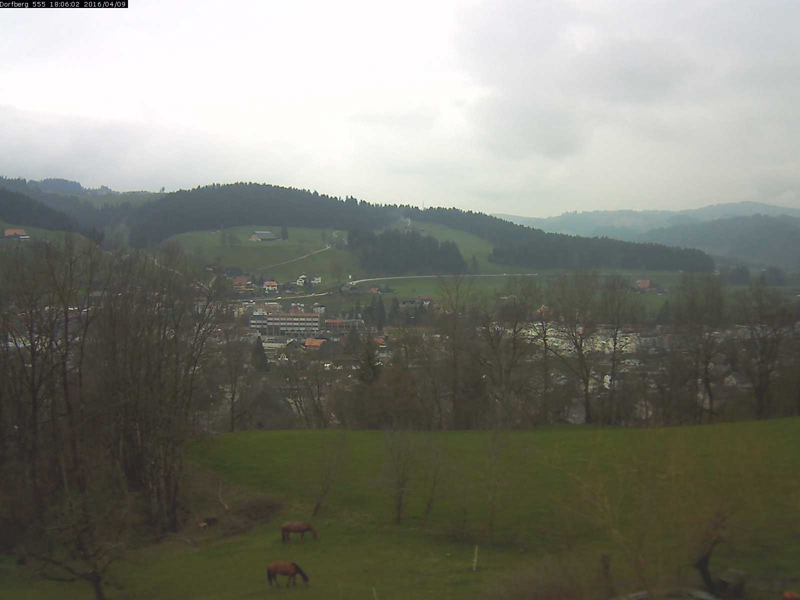 Webcam-Bild: Aussicht vom Dorfberg in Langnau 20160409-180601