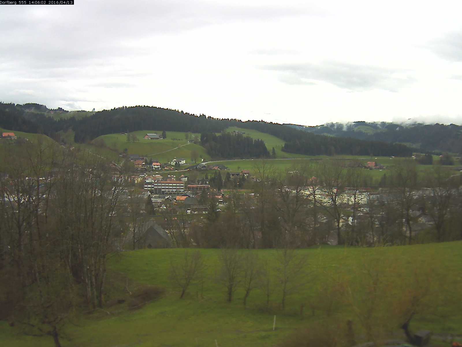 Webcam-Bild: Aussicht vom Dorfberg in Langnau 20160413-140601