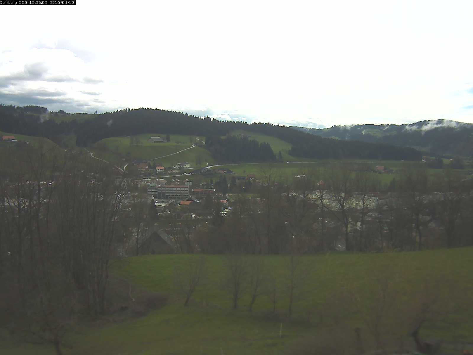 Webcam-Bild: Aussicht vom Dorfberg in Langnau 20160413-150601