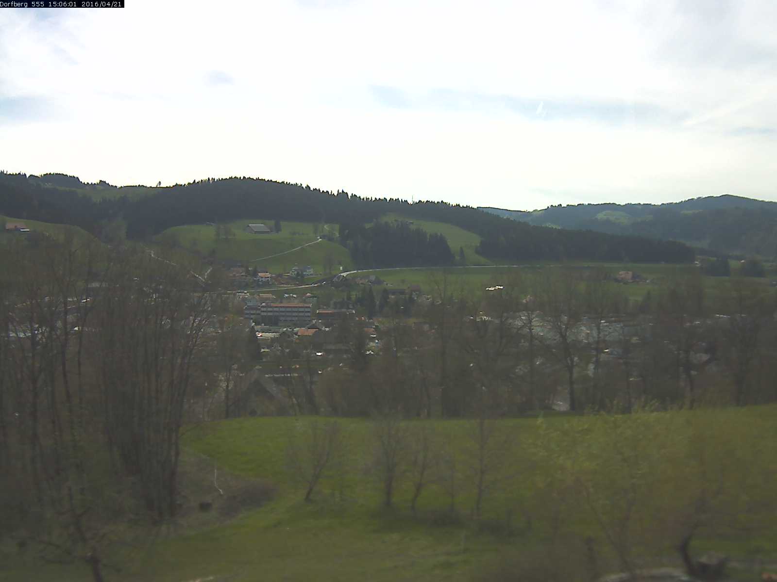 Webcam-Bild: Aussicht vom Dorfberg in Langnau 20160421-150601